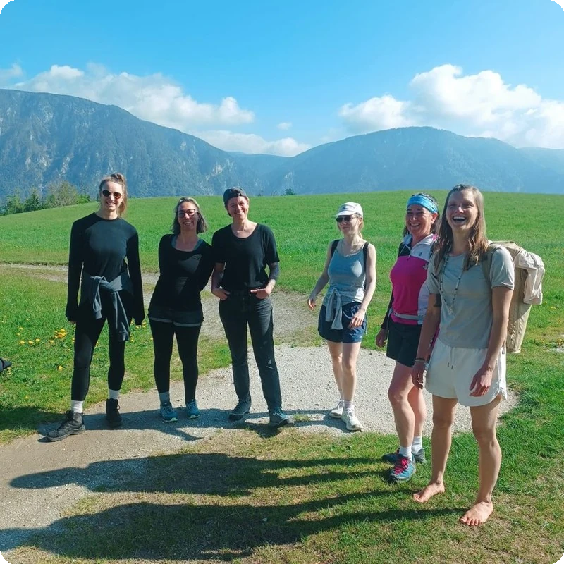 Teilnehmerinnen beim Yoga Retreat Im Rhythmus der Natur